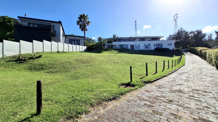 8 Bedroom Property for Sale in Old Place Western Cape